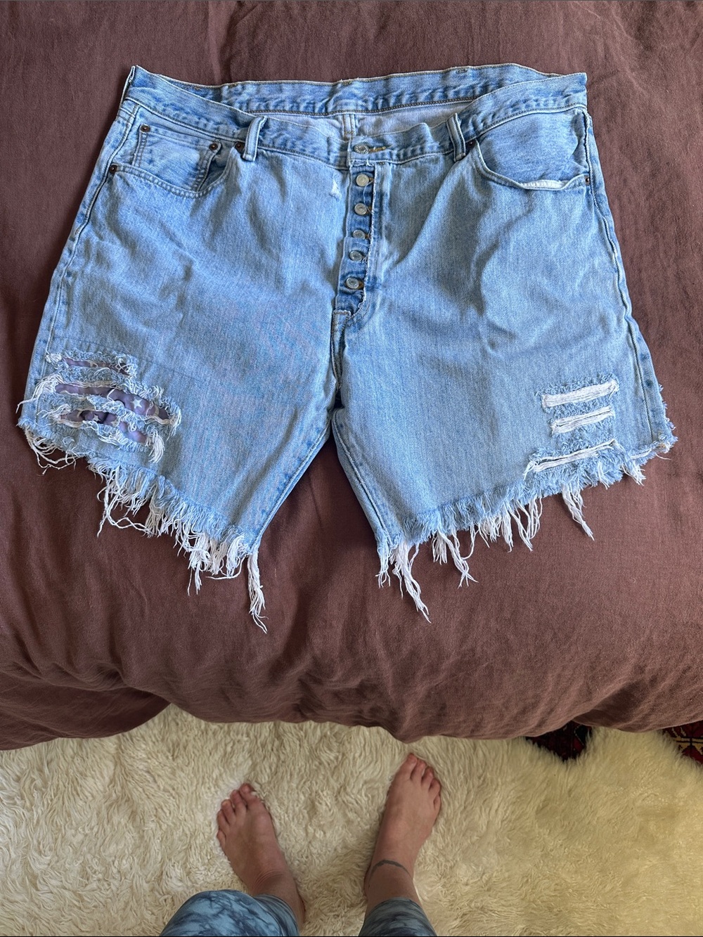 Levi's Essential Deconstuct Light Blue Distressed Frayed Button-Fly Denim Shorts